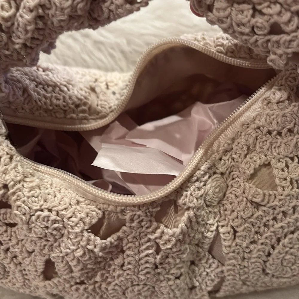 Macrame Hobo Handbag - Picture 5 of 5